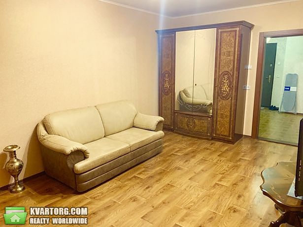 Rent out 2-room apartment. Киев, Данченко Сергея — photo 6