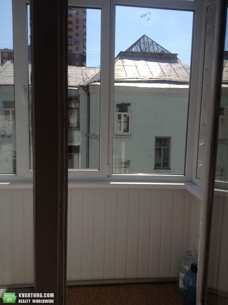 Rent out 1-room apartment. Киев,  Саксаганского — photo 9