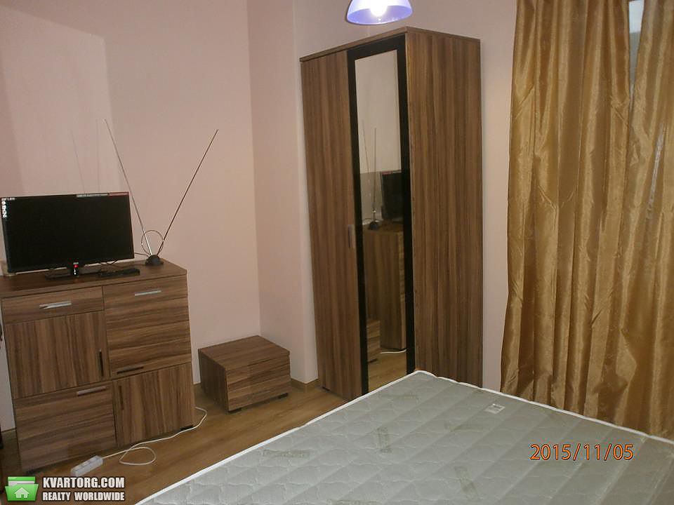 Rent out 1-room apartment. Киев,  Ямская — photo 4