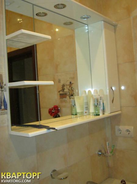 Rent out 1-room apartment. Киев,  Героев Сталинграда пр — photo 8