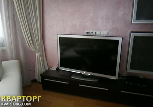Rent out 2-room apartment. Киев,  Голосеевская — photo 2