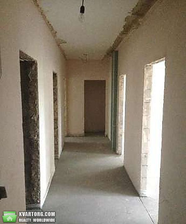 Sell 3-room apartment. Киев,  Салютная — photo 2