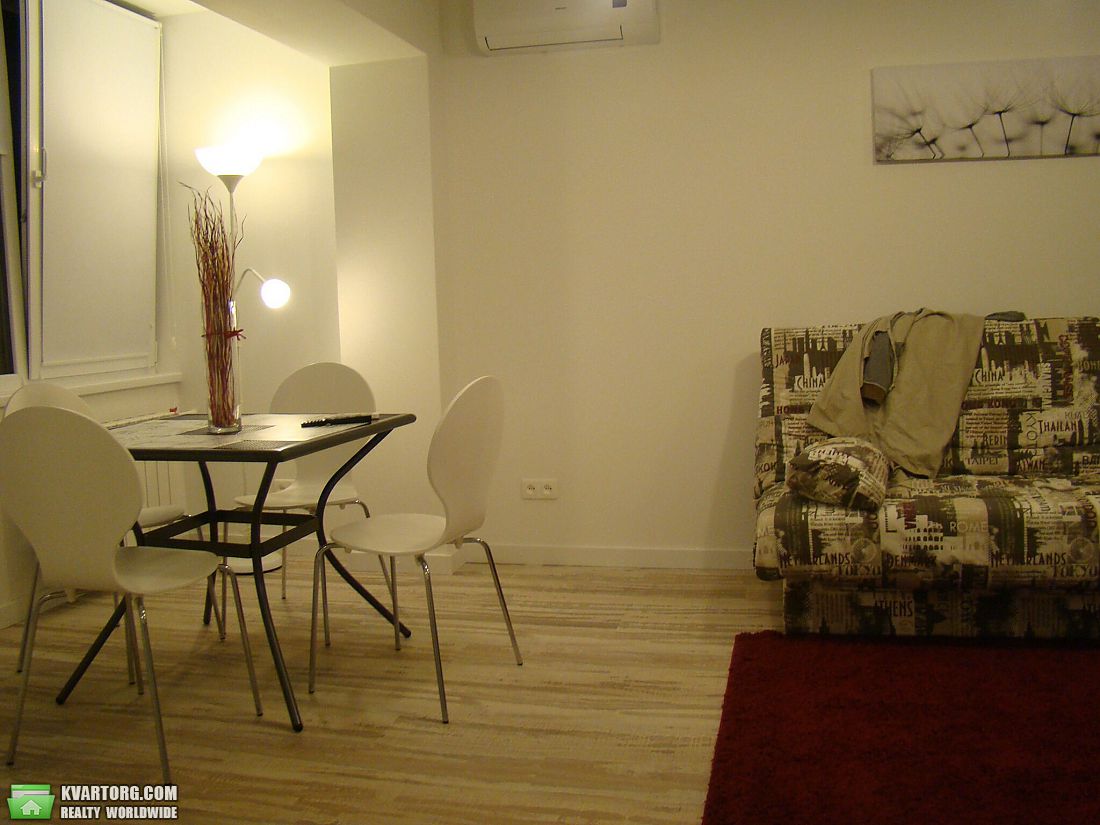 Rent out 1-room apartment. Киев, Флоренции — photo 5