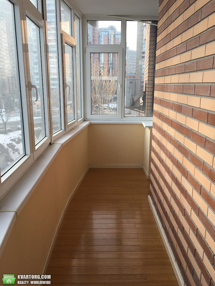Sell 2-room apartment. Киев,  Старонаводницкая — photo 3