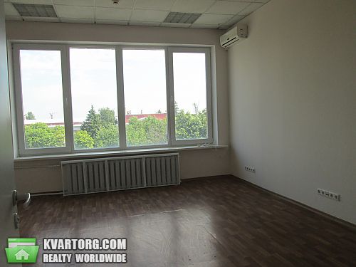 Rent out office. Киев, Черновола — photo 1