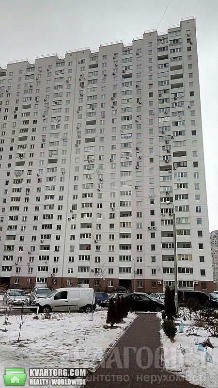 Sell 3-room apartment. Киев,  Урловская — photo 1