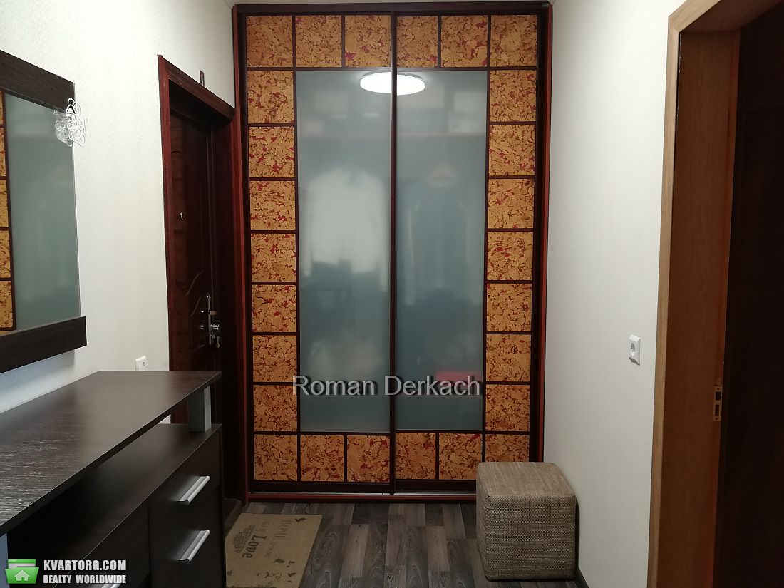 Sell 4-room apartment. Киев,  Милославская — photo 4