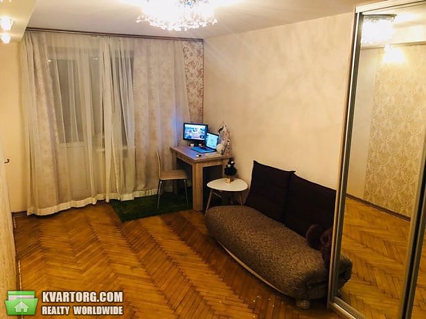 Rent out 1-room apartment. Киев,  Ольжича — photo 1