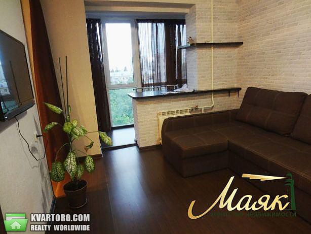 Sell 2-room apartment. Киев,  Владимирская — photo 2