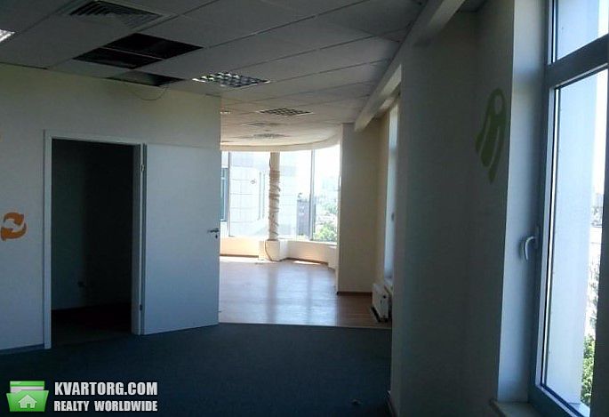 Rent out office. Киев,  Дегтяревская — photo 3