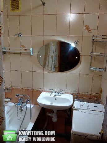 Rent out 1-room apartment. Киев,  Чешская — photo 7