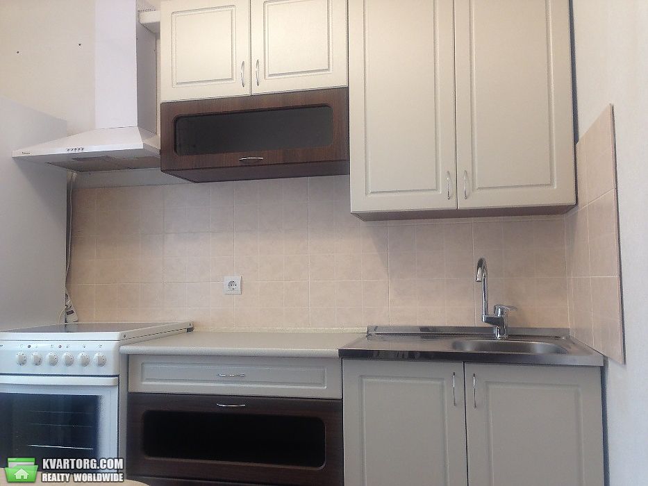 Rent out 1-room apartment. Киев, Гмыри — photo 9