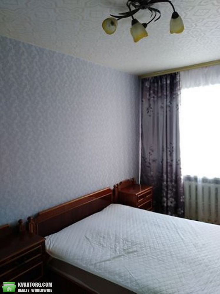 Rent out 2-room apartment. Киев, Остапа Вишни — photo 1