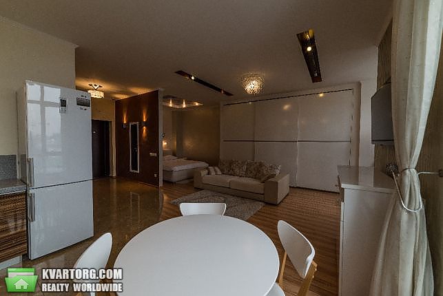 Rent out 1-room apartment. Киев,  Драгомирова — photo 6