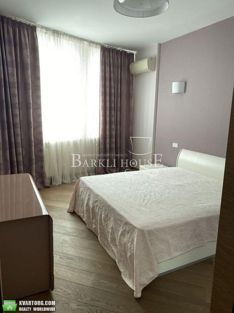 Rent out 2-room apartment. Киев,  Леси Украинки бул — photo 3
