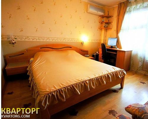 Rent out 2-room apartment. Киев,  Святошинская пл — photo 2