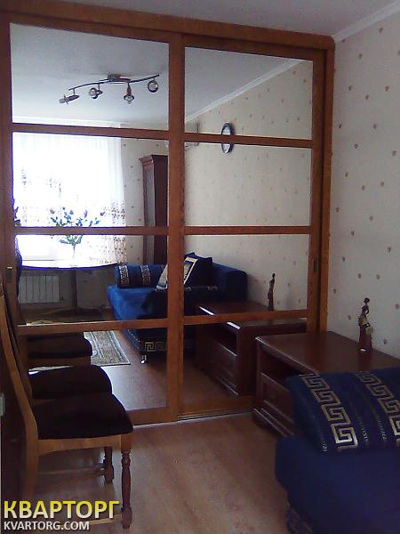Rent out 1-room apartment. Киев, Бастионная ул. — photo 1