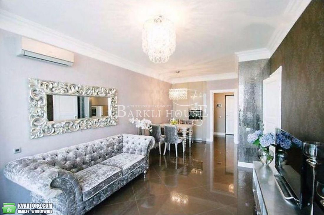 Rent out 2-room apartment. Киев,  Черновола — photo 1