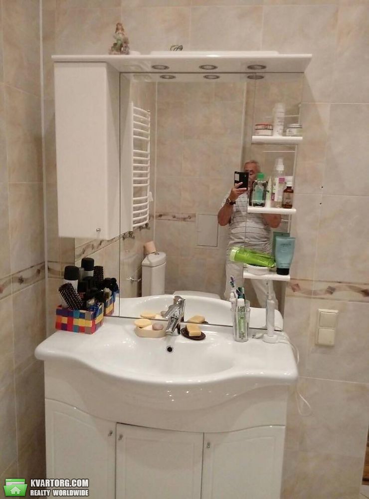 Rent out 3-room apartment. Киев,  Грушевского — photo 6