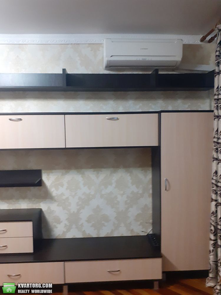 Sell 2-room apartment. Киев,  Соломенская — photo 4