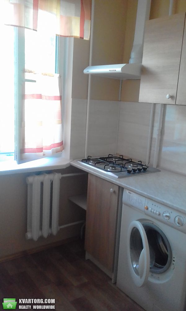 Rent out 2-room apartment. Киев, Белецкая — photo 10