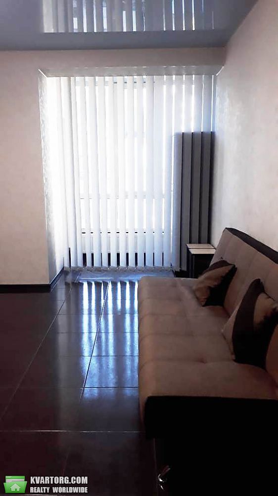 Rent out 1-room apartment. Киев, проспект Героев Небесной — photo 2