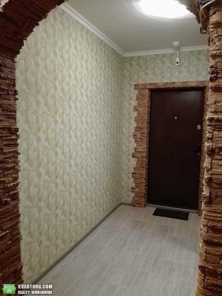 Rent out 1-room apartment. Киев,  Межевая — photo 7