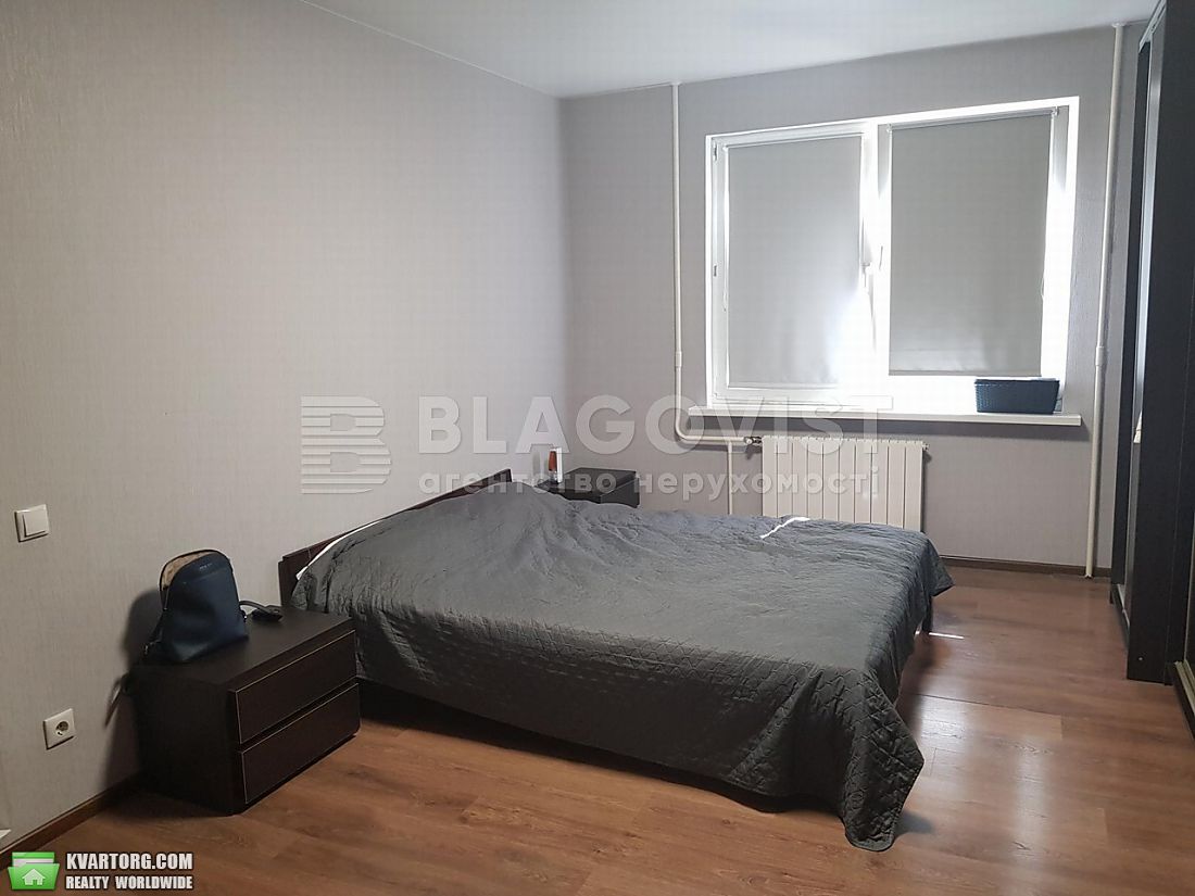 Sell 2-room apartment. Киев,  Урловская — photo 8