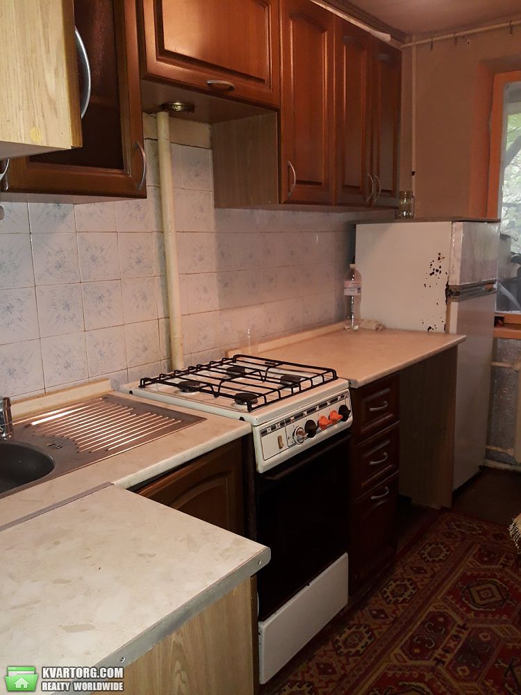Rent out 1-room apartment. Днепропетровск, Красный Камень — photo 1
