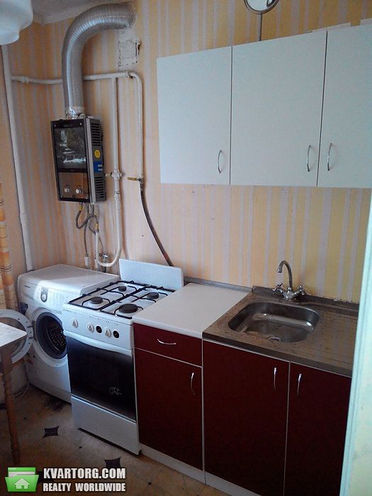 Rent out 1-room apartment. Киев,  Бубнова — photo 1