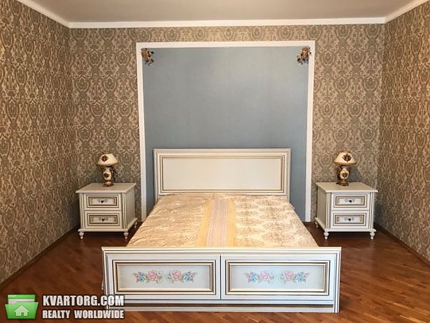 Rent out 2-room apartment. Киев,  Ломоносова — photo 1