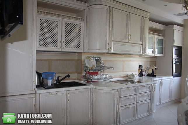 Rent out 3-room apartment. Одесса, Маршала Говорова — photo 1