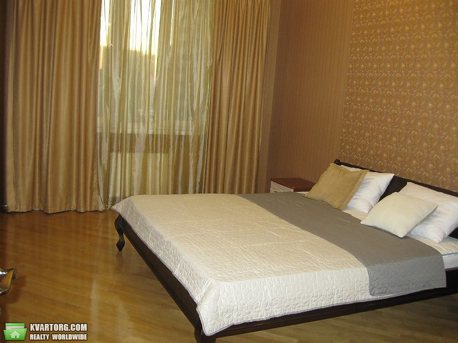 Rent out 2-room apartment. Киев,  Днепровская наб — photo 10