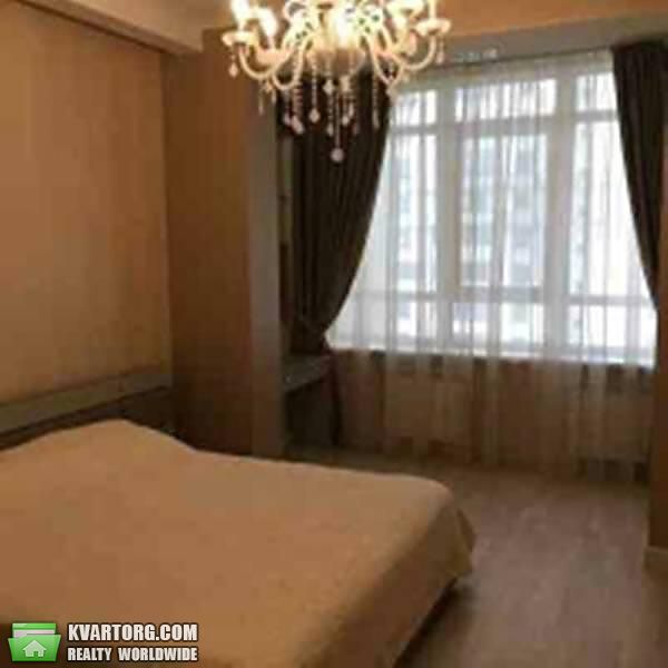 Sell 3-room apartment. Киев,  Щорса — photo 3