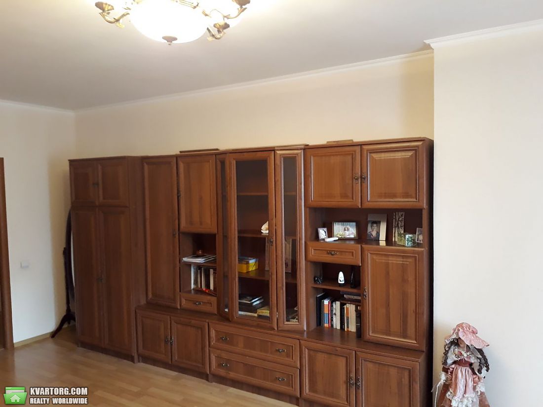Rent out 1-room apartment. Киев,  Черновола — photo 5
