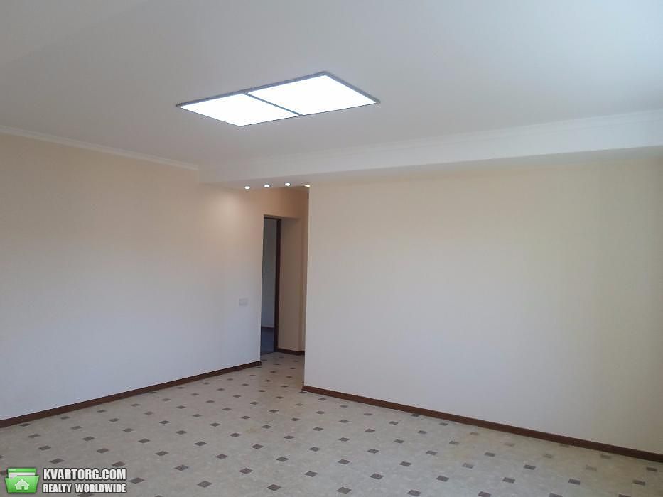 Sell 3-room apartment. Киев,  Жилянская — photo 2
