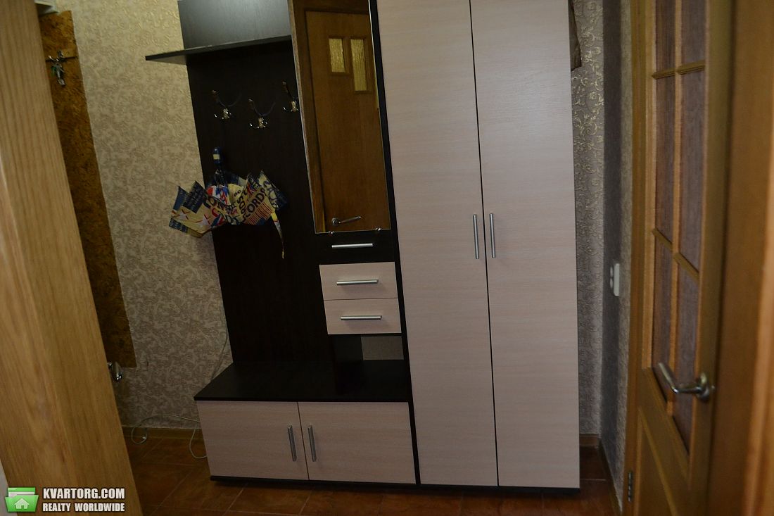 Rent out 2-room apartment. Киев, проспект Победы — photo 4