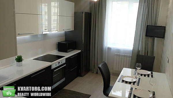 Rent out 2-room apartment. Киев,  Демиевская — photo 9