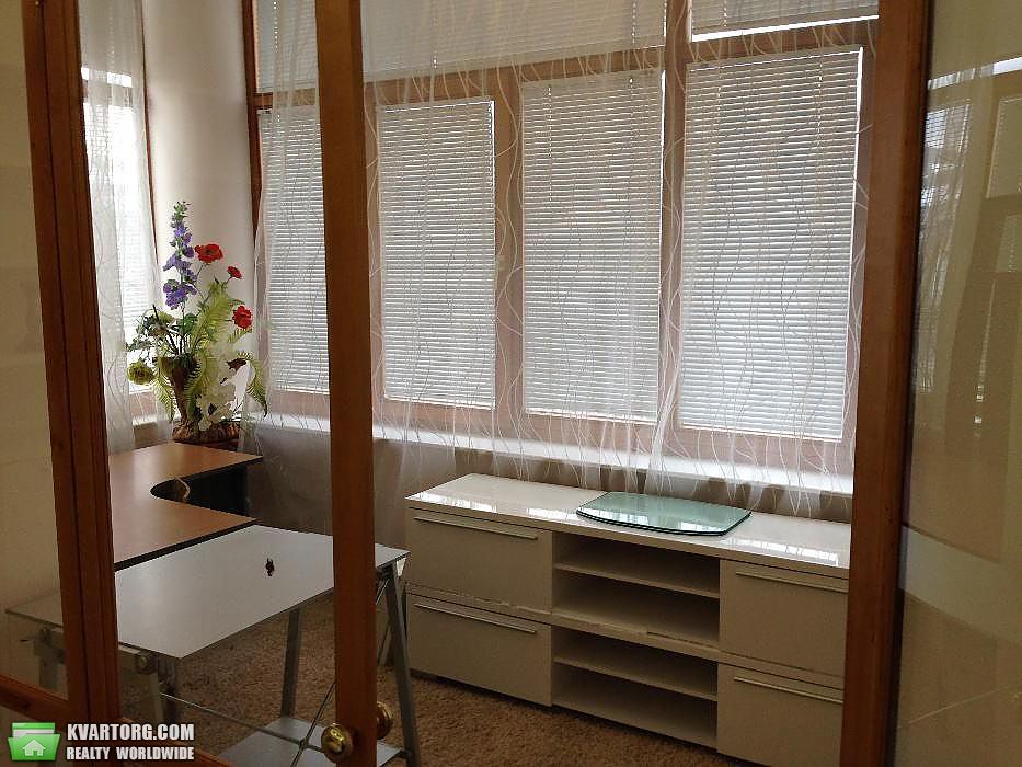 Rent out 4-room apartment. Киев, Лаврская — photo 5