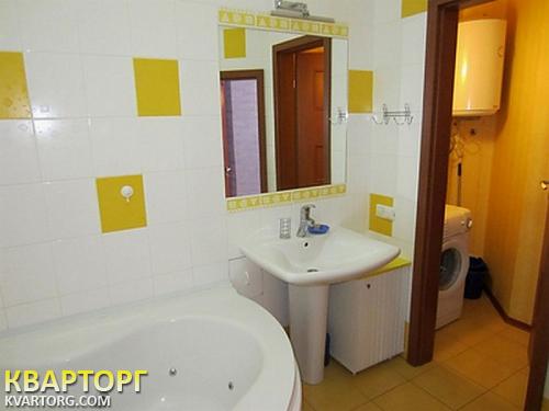 Rent out 3-room apartment. Киев,  Стрелецкая — photo 9