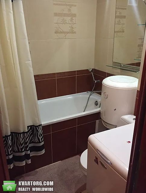 Rent out 1-room apartment. Киев,  Российская — photo 4