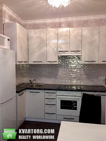 Rent out 1-room apartment. Киев, Западная — photo 1