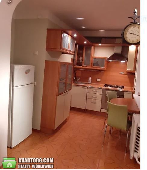 Rent out 2-room apartment. Киев,  Зодчих — photo 1