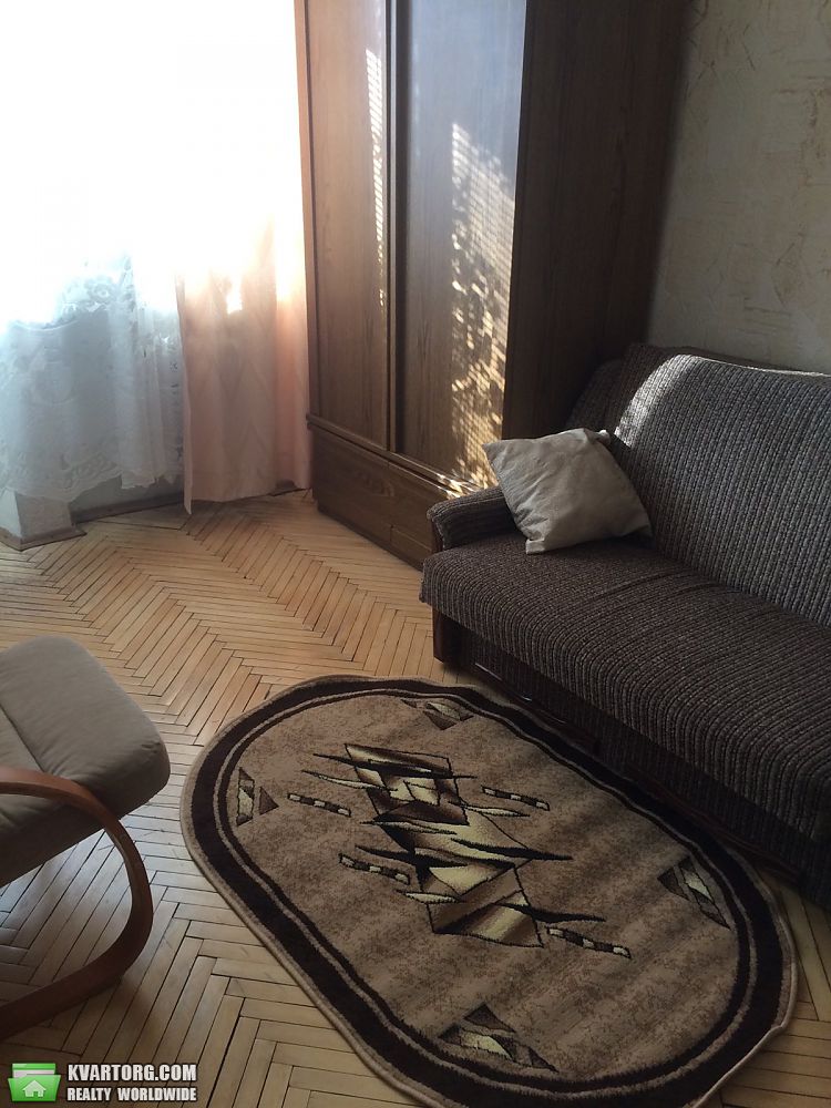 Rent out 2-room apartment. Киев, Русановская набережная — photo 9