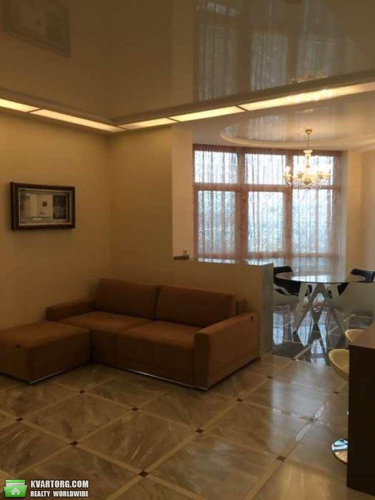 Rent out 2-room apartment. Киев,  Глубочицкая — photo 1