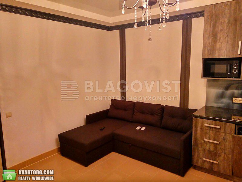 Rent out 2-room apartment. Киев,  Завальная — photo 4