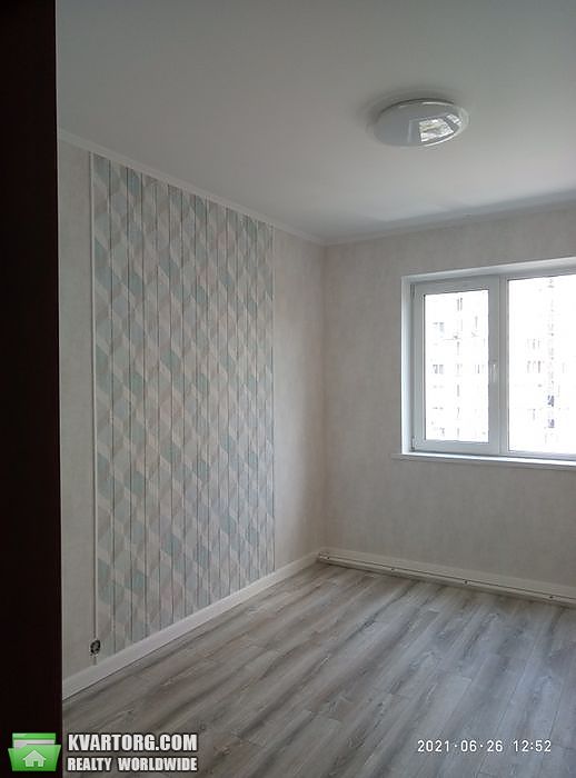 Sell 3-room apartment. Киев,  Харьковское шоссе — photo 2
