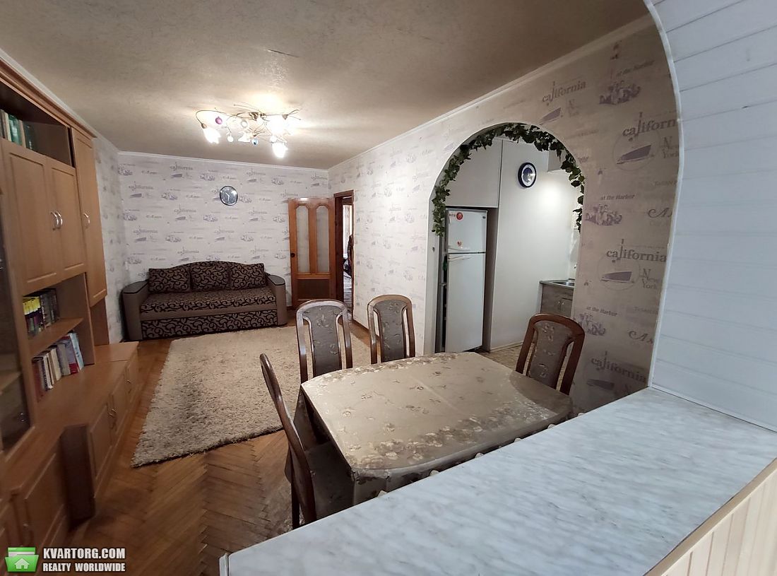 Rent out 3-room apartment. Днепропетровск, Косиора — photo 1