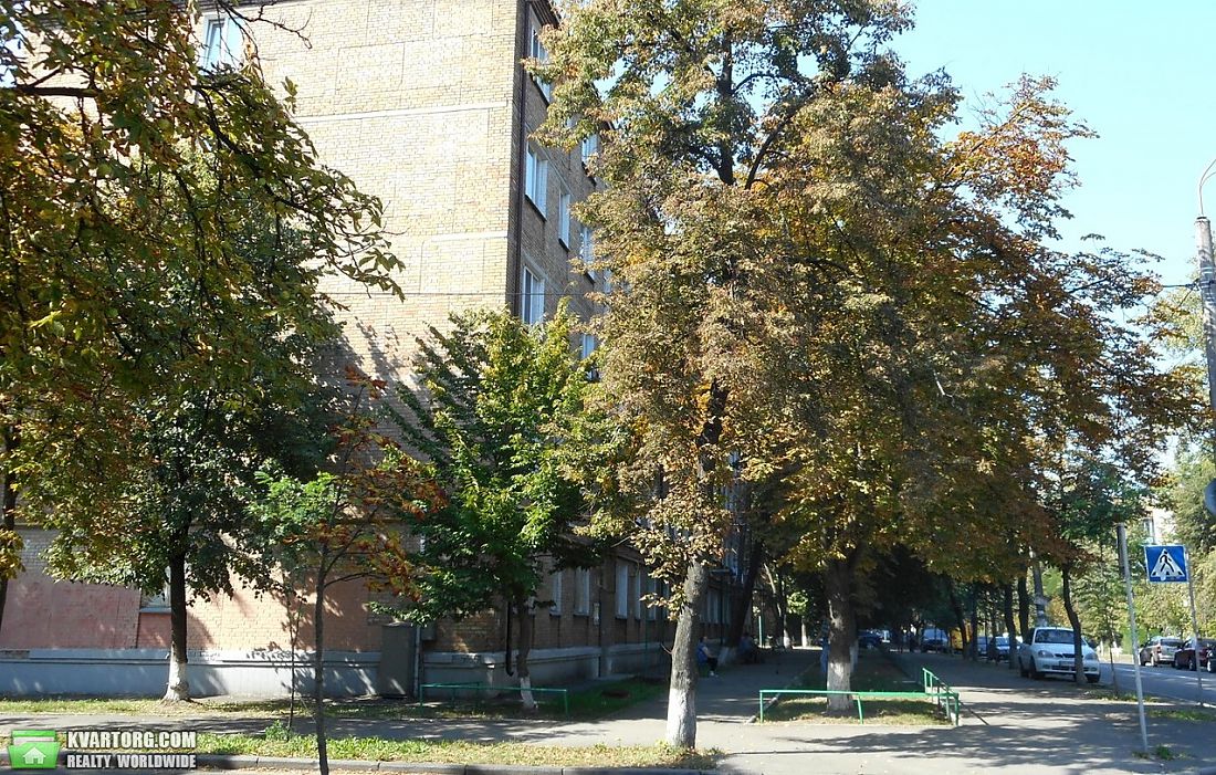 Sell 3-room apartment. Киев,  Салютная — photo 4