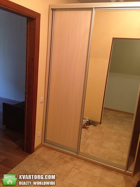 Rent out 1-room apartment. Киев, Хорольская — photo 3